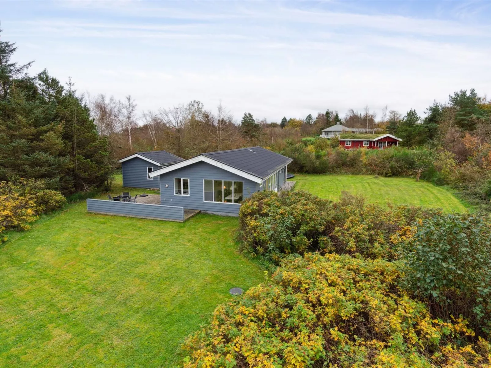 "Luchia" - 200m to the fjord