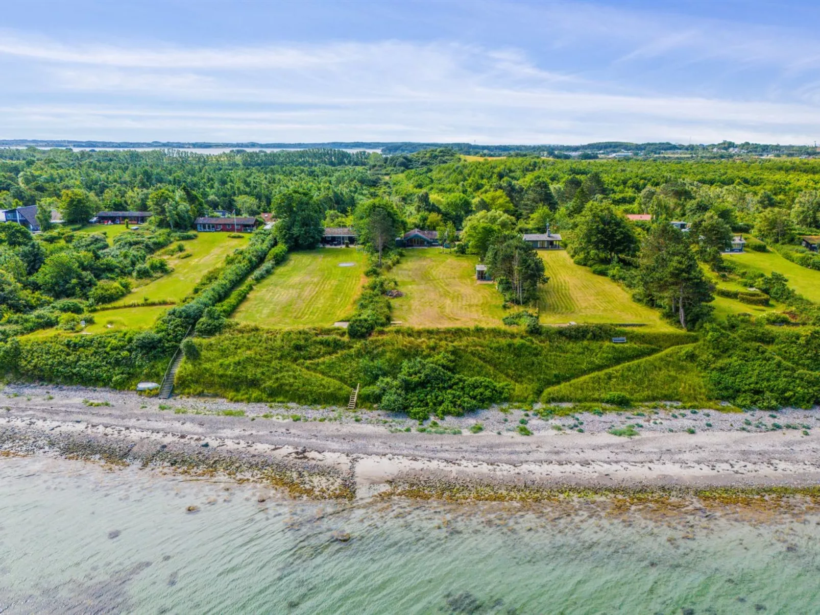 "Eyer" - 20m from the sea