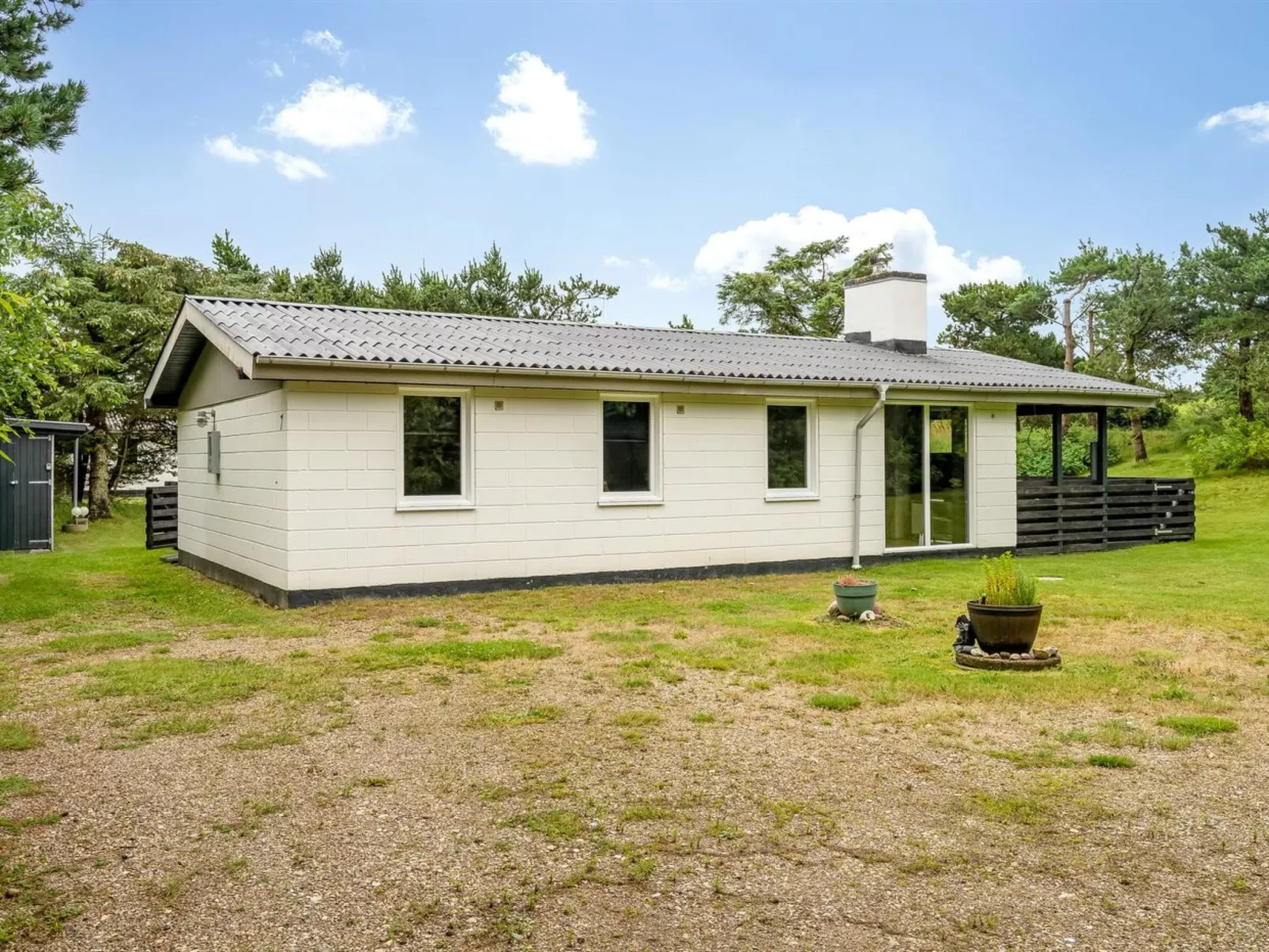 "Pia" - 250m to the fjord