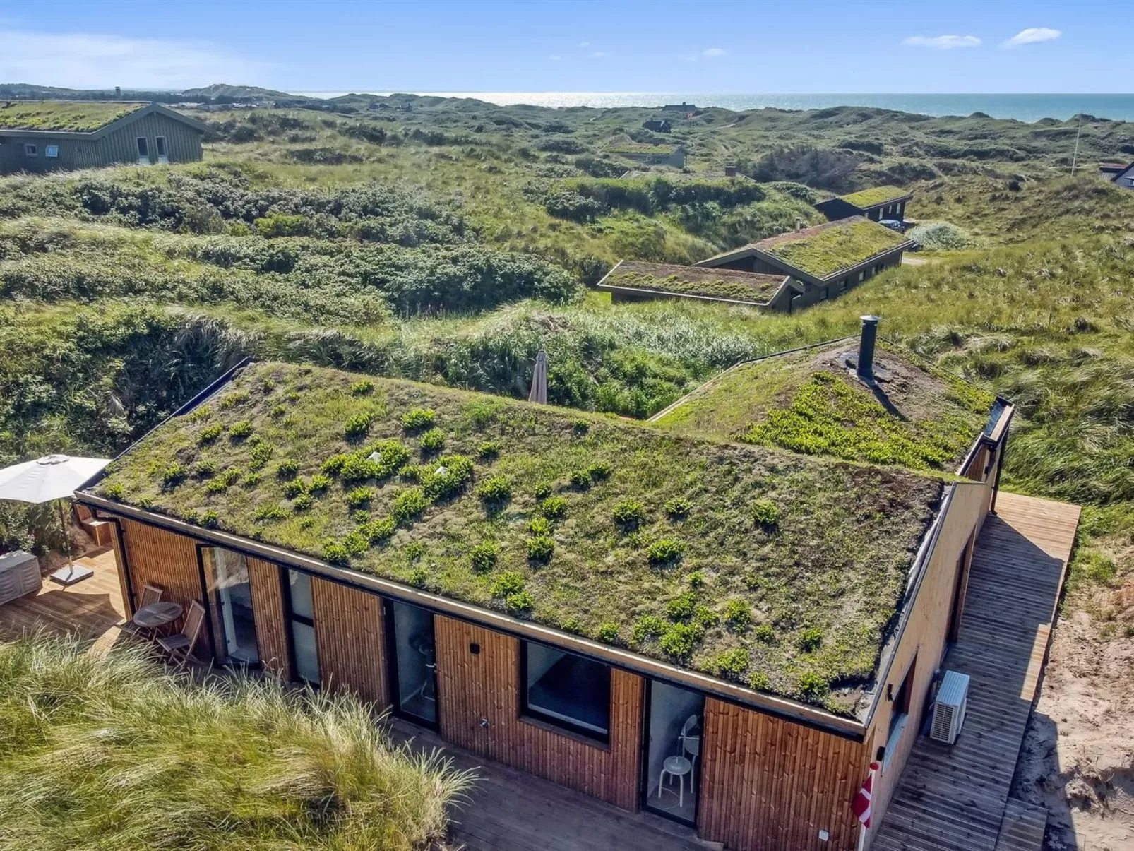 "Hoat" - 300m from the sea