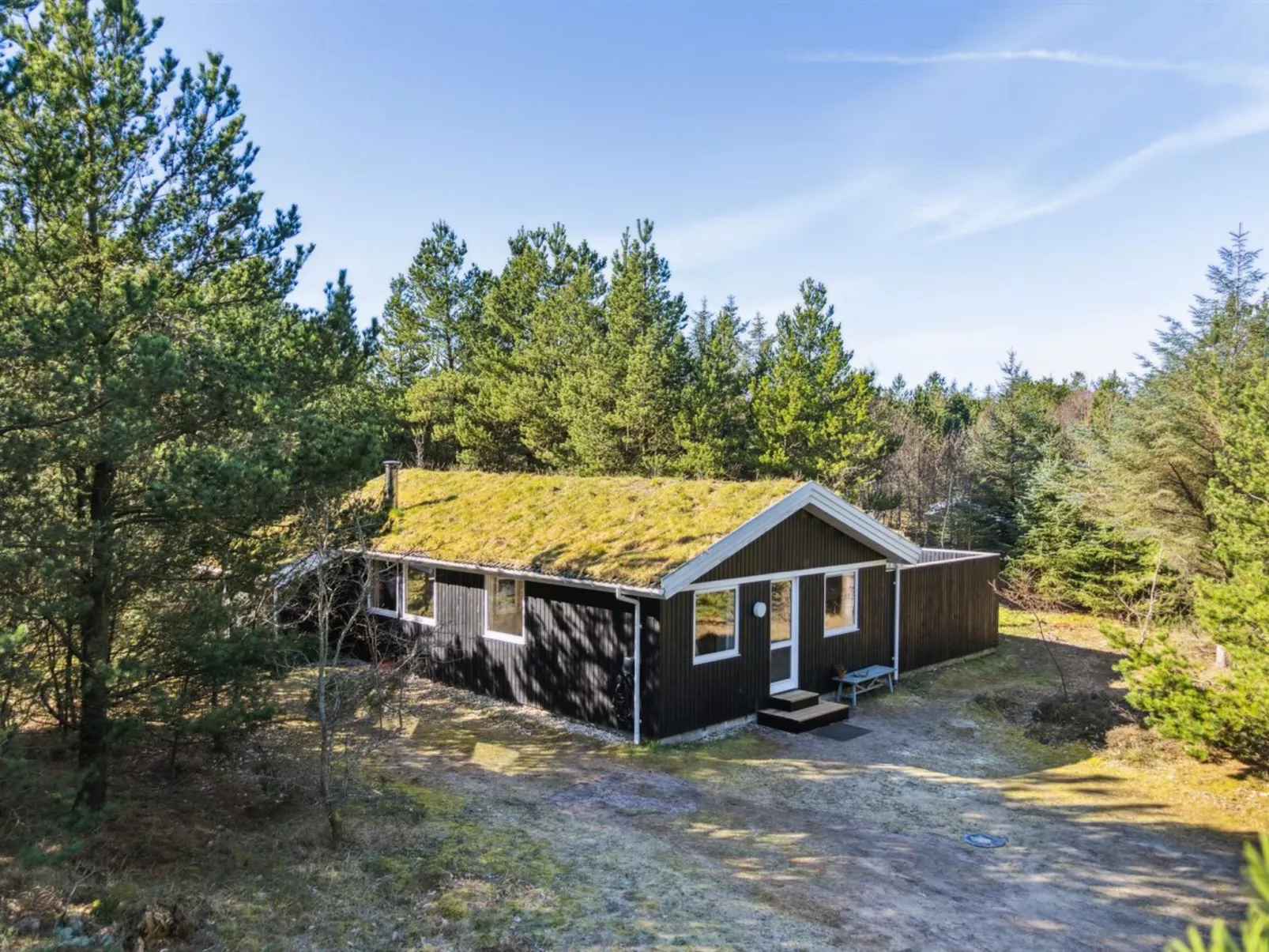 "Eriksine" - 1.9km from the sea