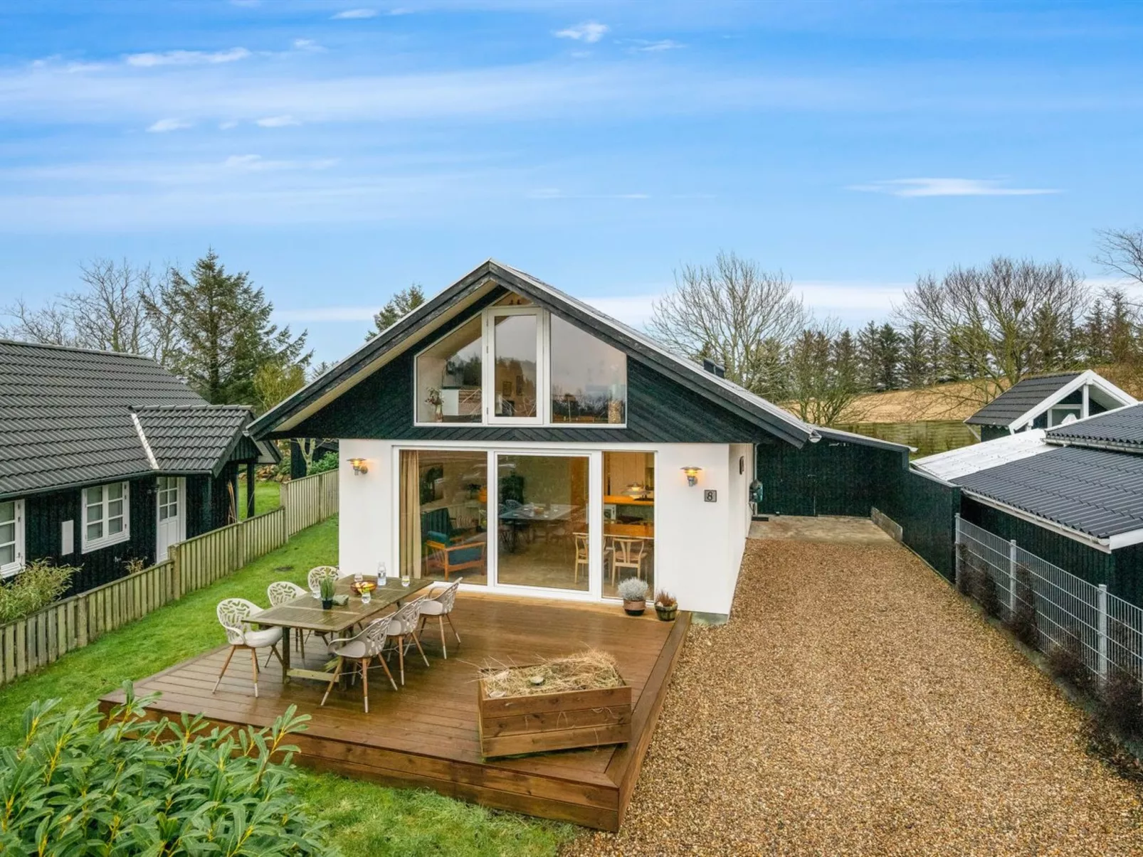 "Elisabetha" - 100m from the sea