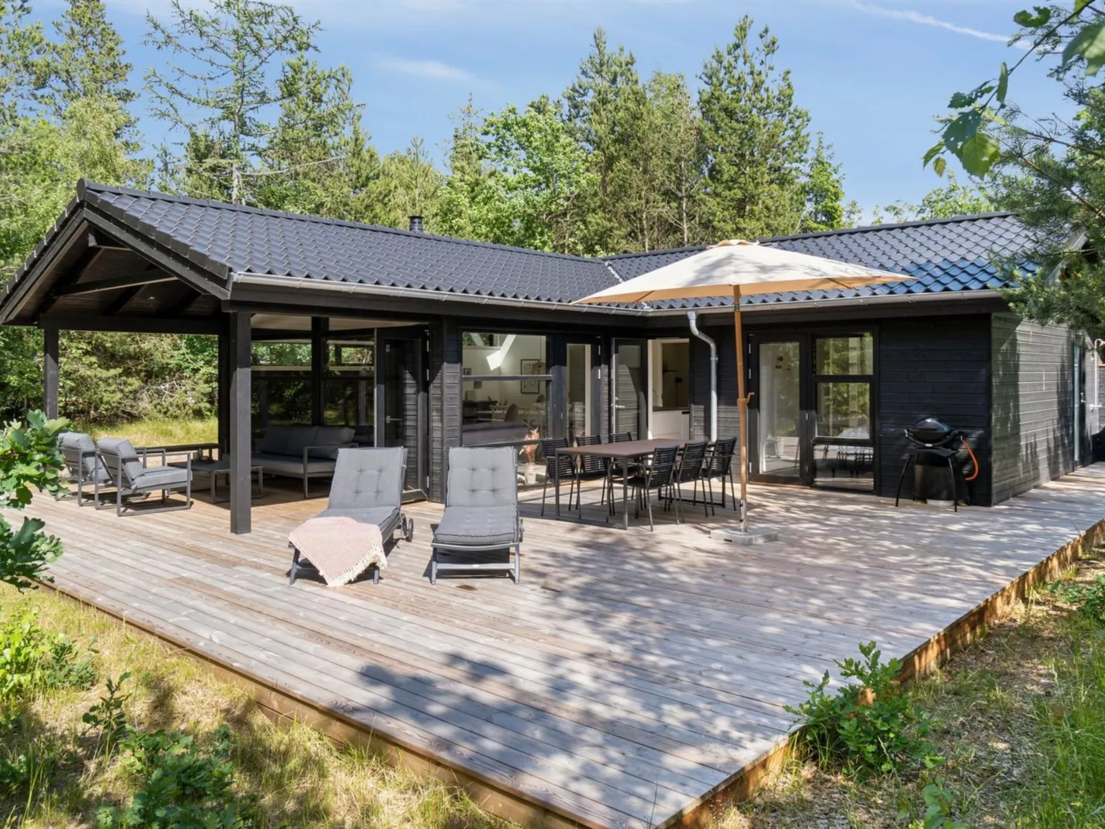 "Ela" - 800m from the sea