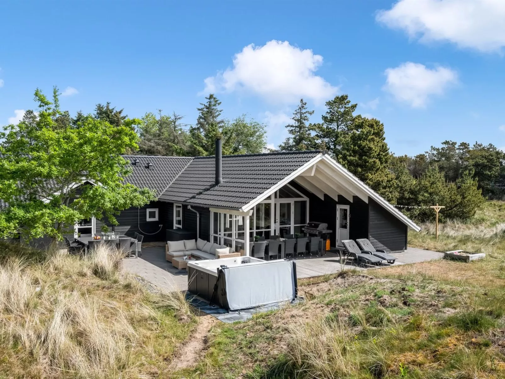 "Jeldrik" - 1.5km from the sea