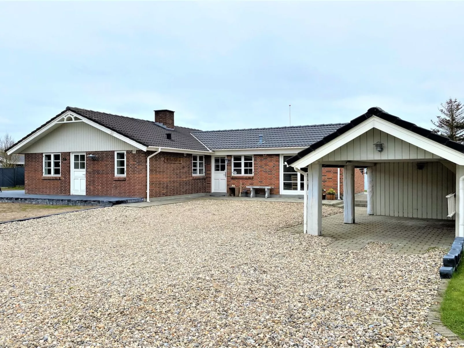 "Svenn" - 400m from the sea