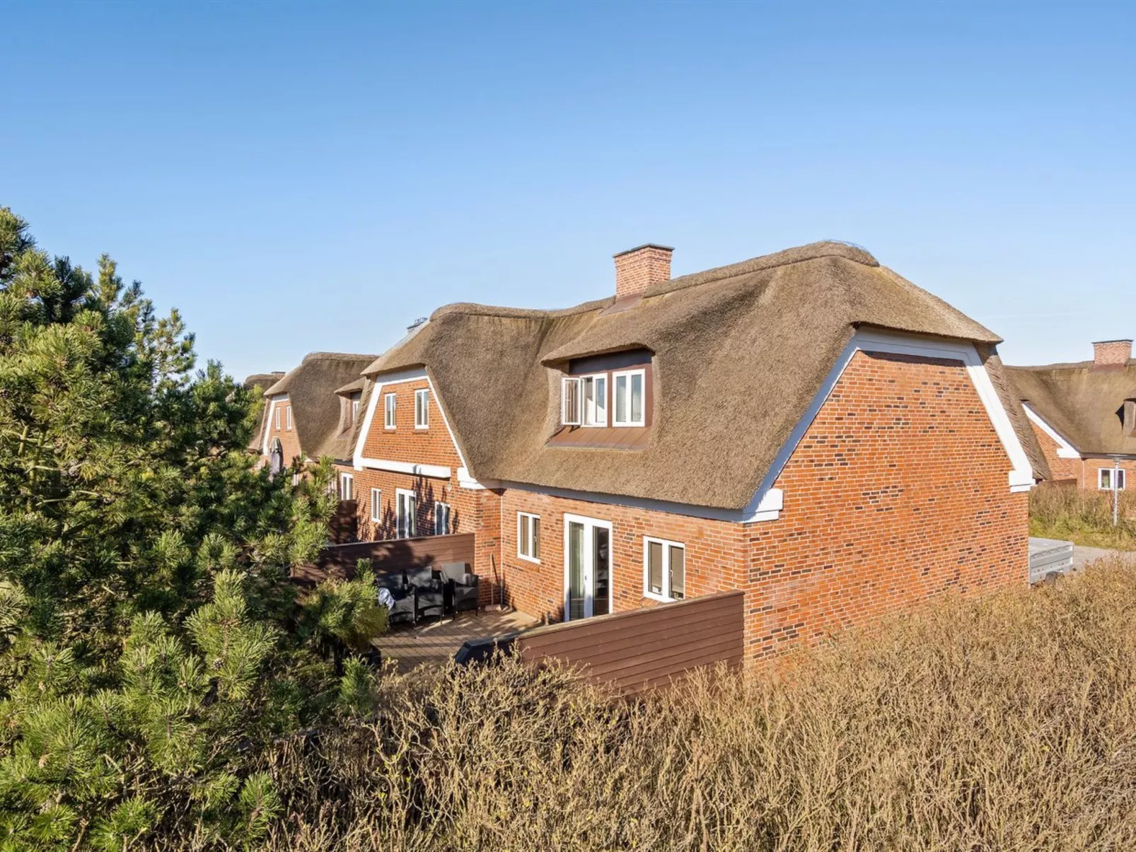 "Oneida" - 800m from the sea