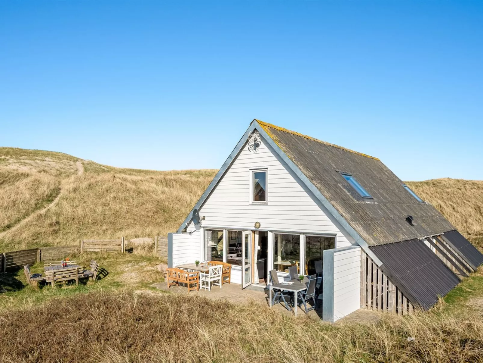 "Kurt" - 75m from the sea