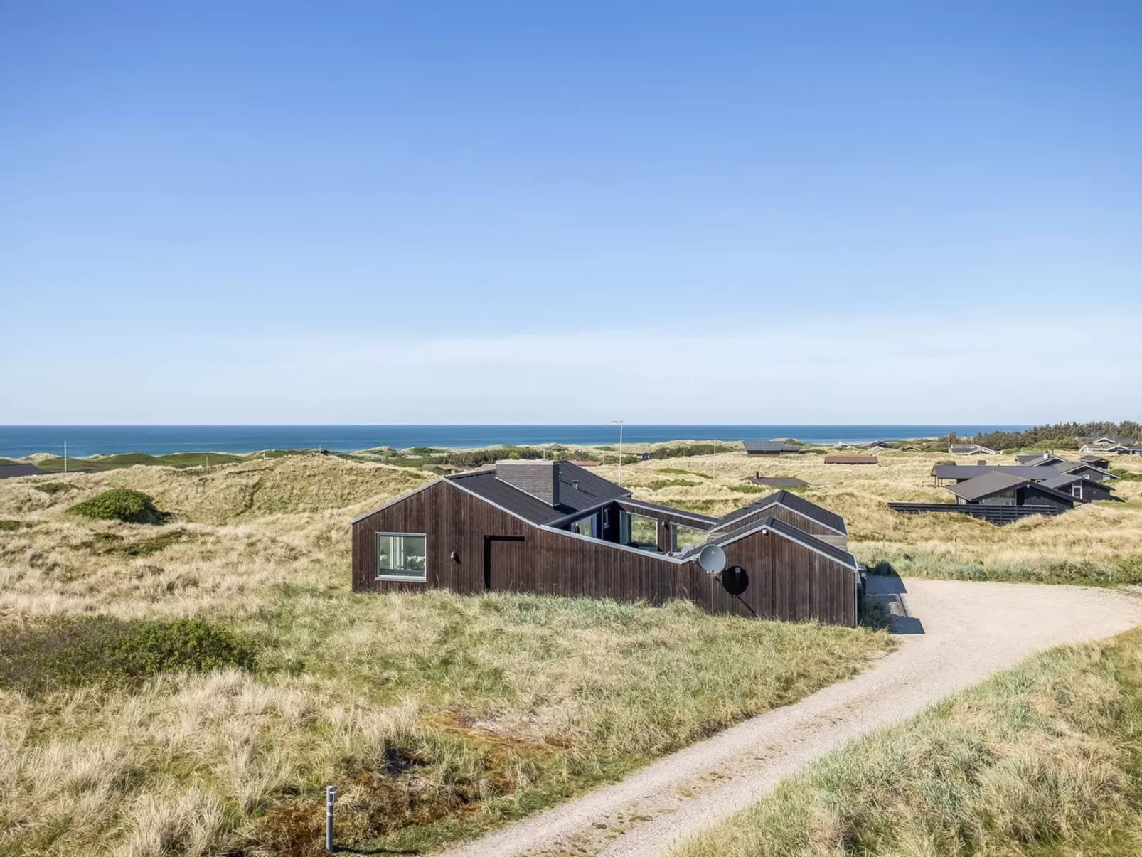 "Carit" - 450m from the sea