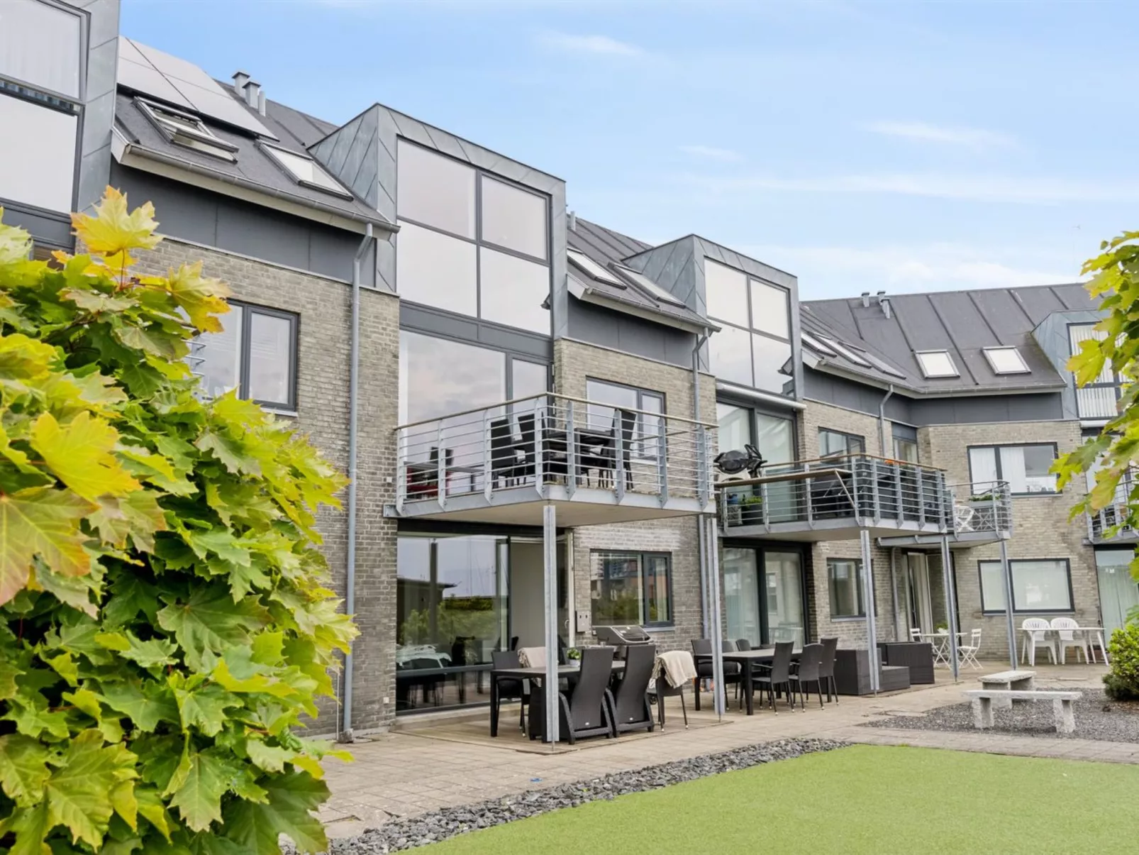 "Skade" - 10m from the sea