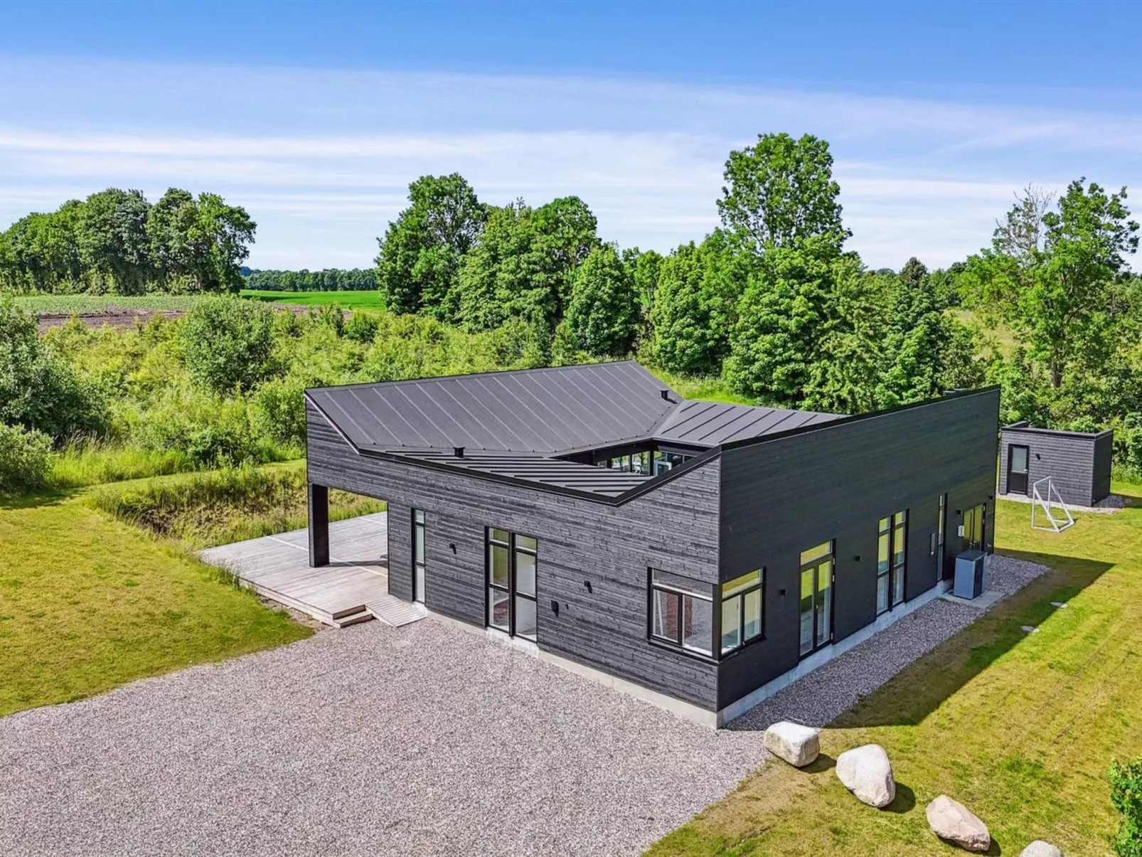 "Galatia" - 700m from the sea