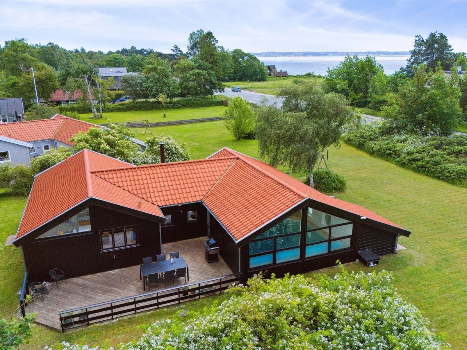 "Hermund" - 100m from the sea