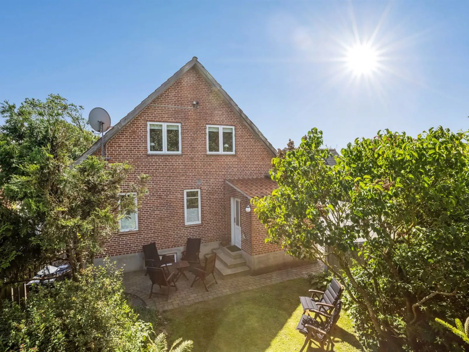 "Ancel" - 1.5km to the fjord