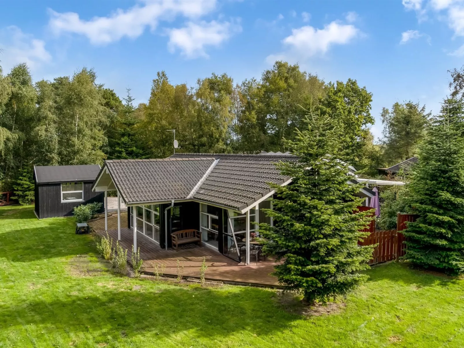 "Neli" - 850m to the fjord