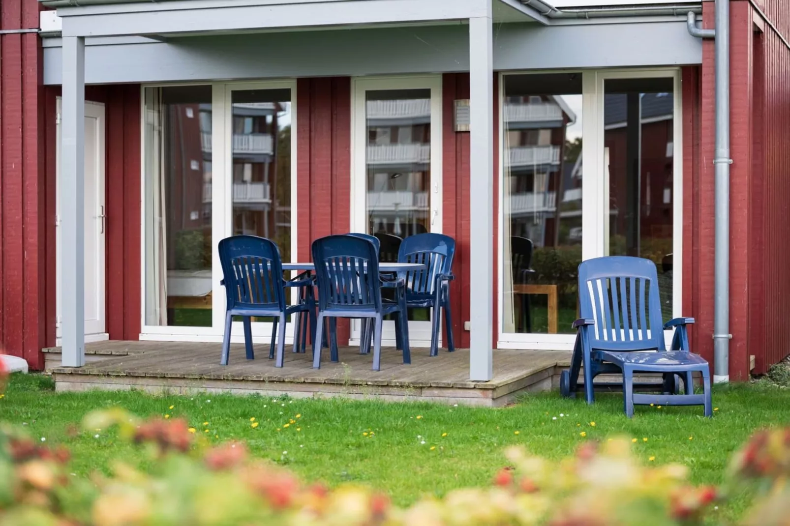 Kapitänshaus Gartendeck 64 qm Nr 411-Terrasbalkon