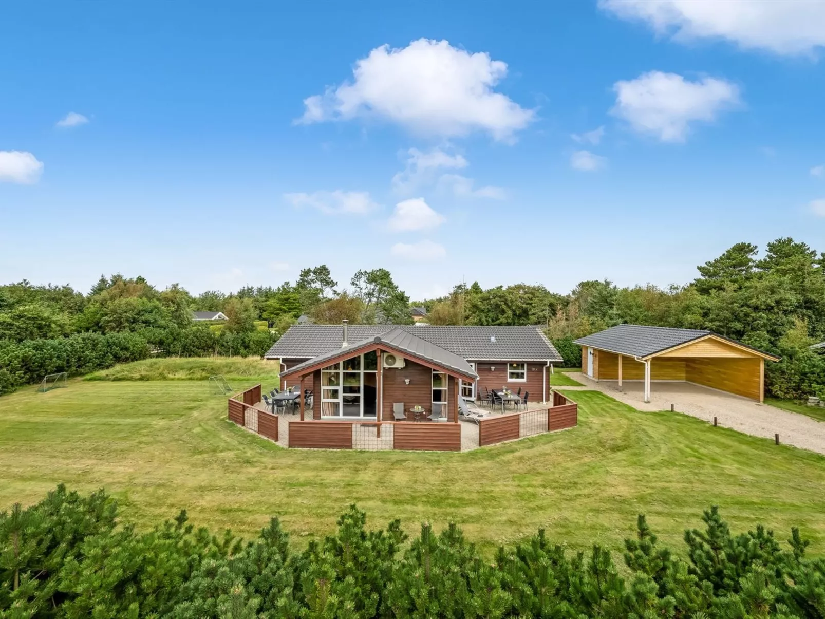 "Thorger" - 550m from the sea