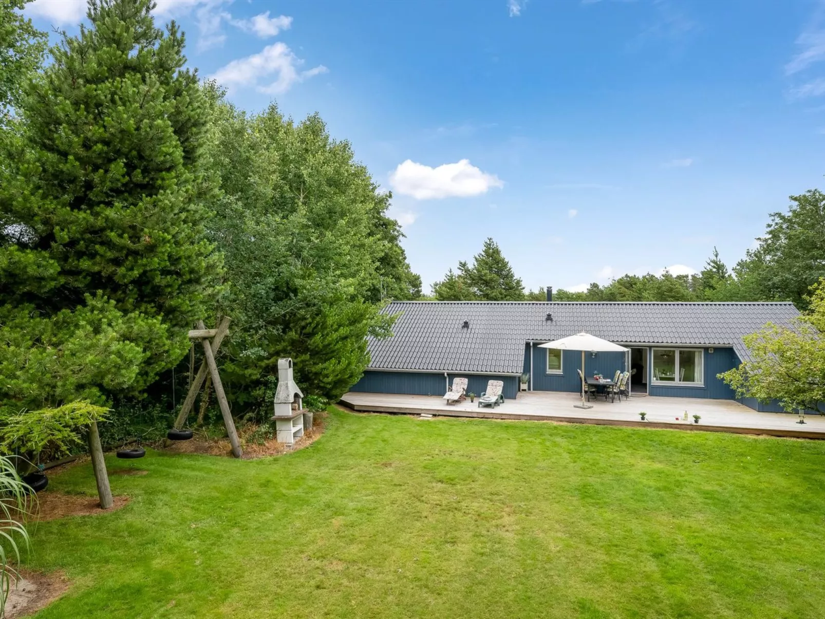 "Ljiljana" - 2km from the sea