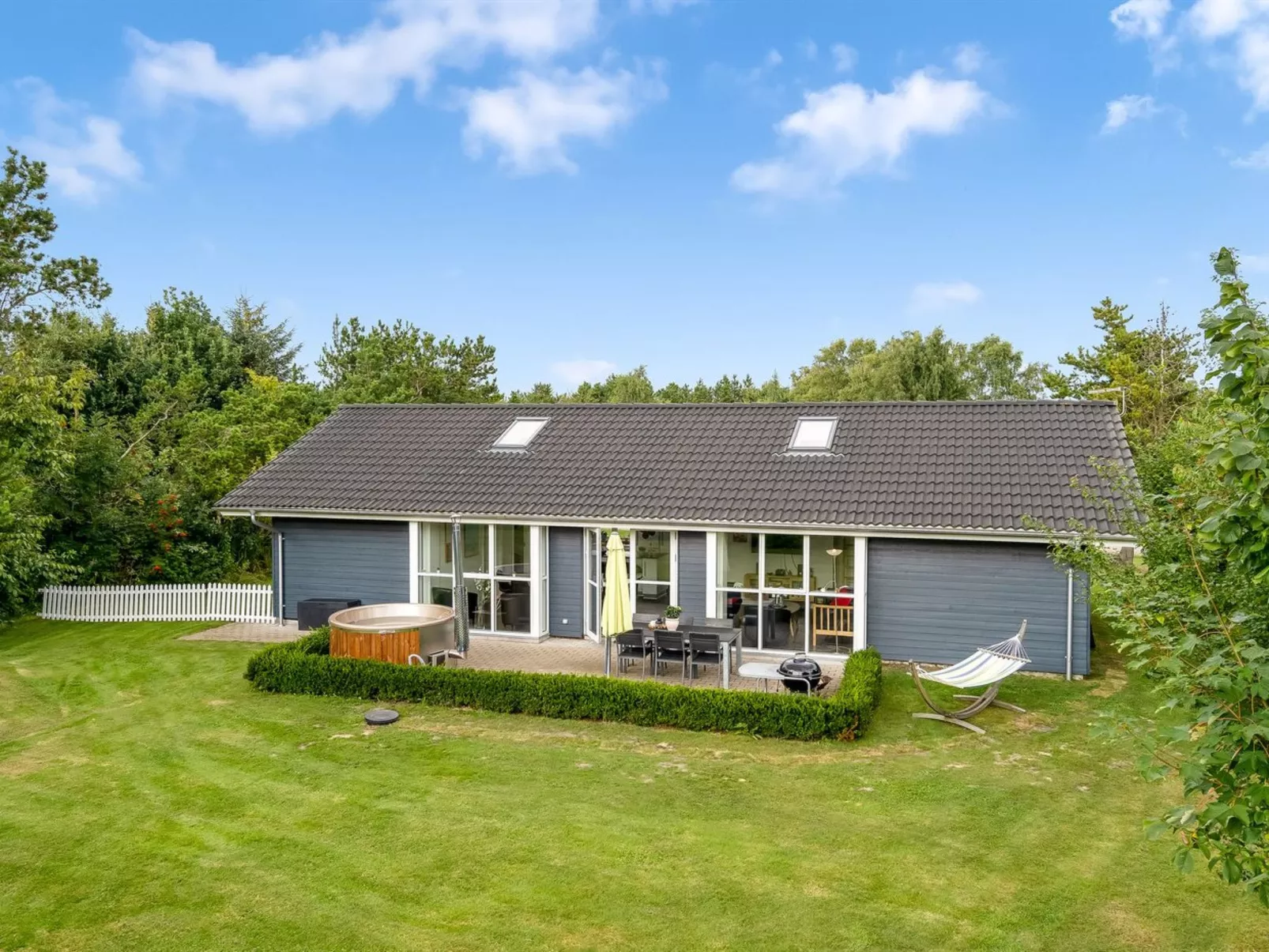 "Nauka" - 400m to the fjord