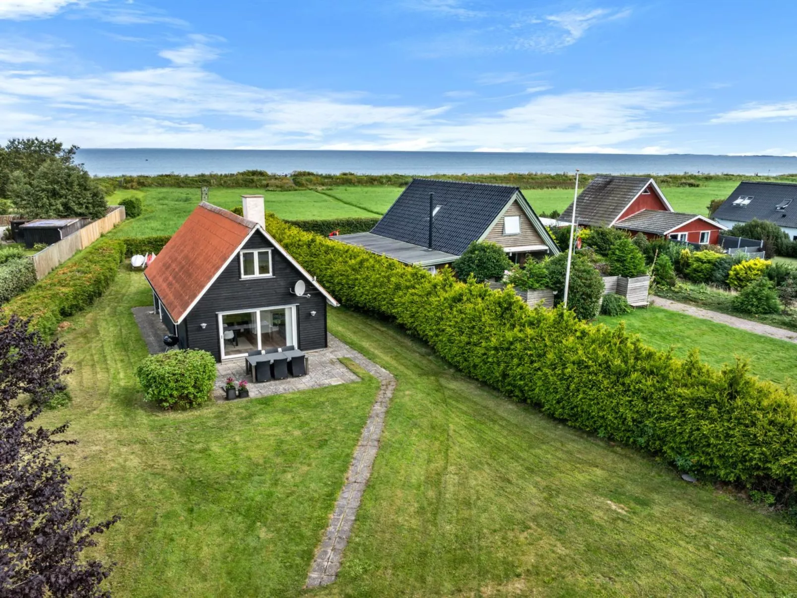 "Næwe" - 100m from the sea