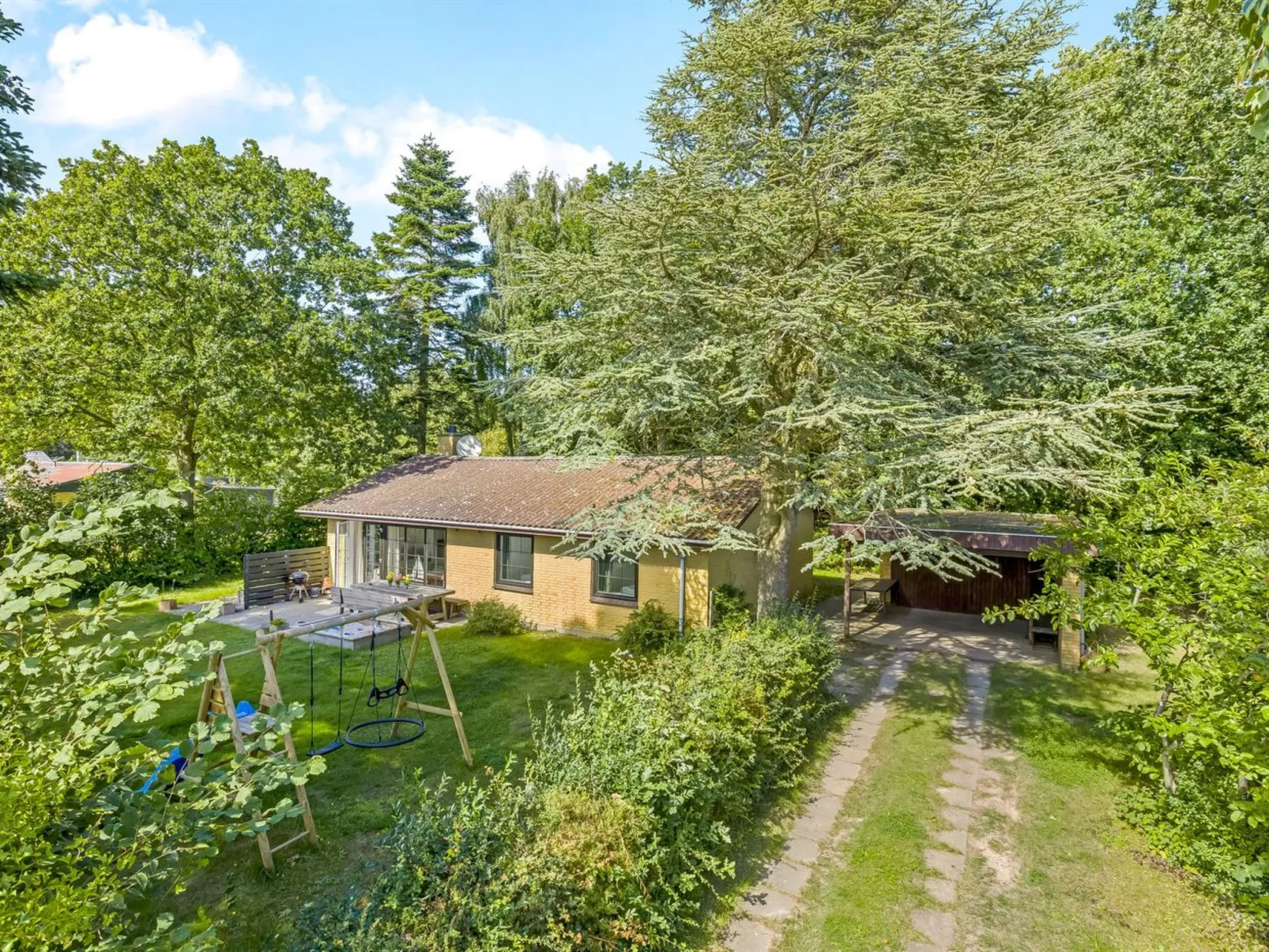 "Matild" - 250m from the sea