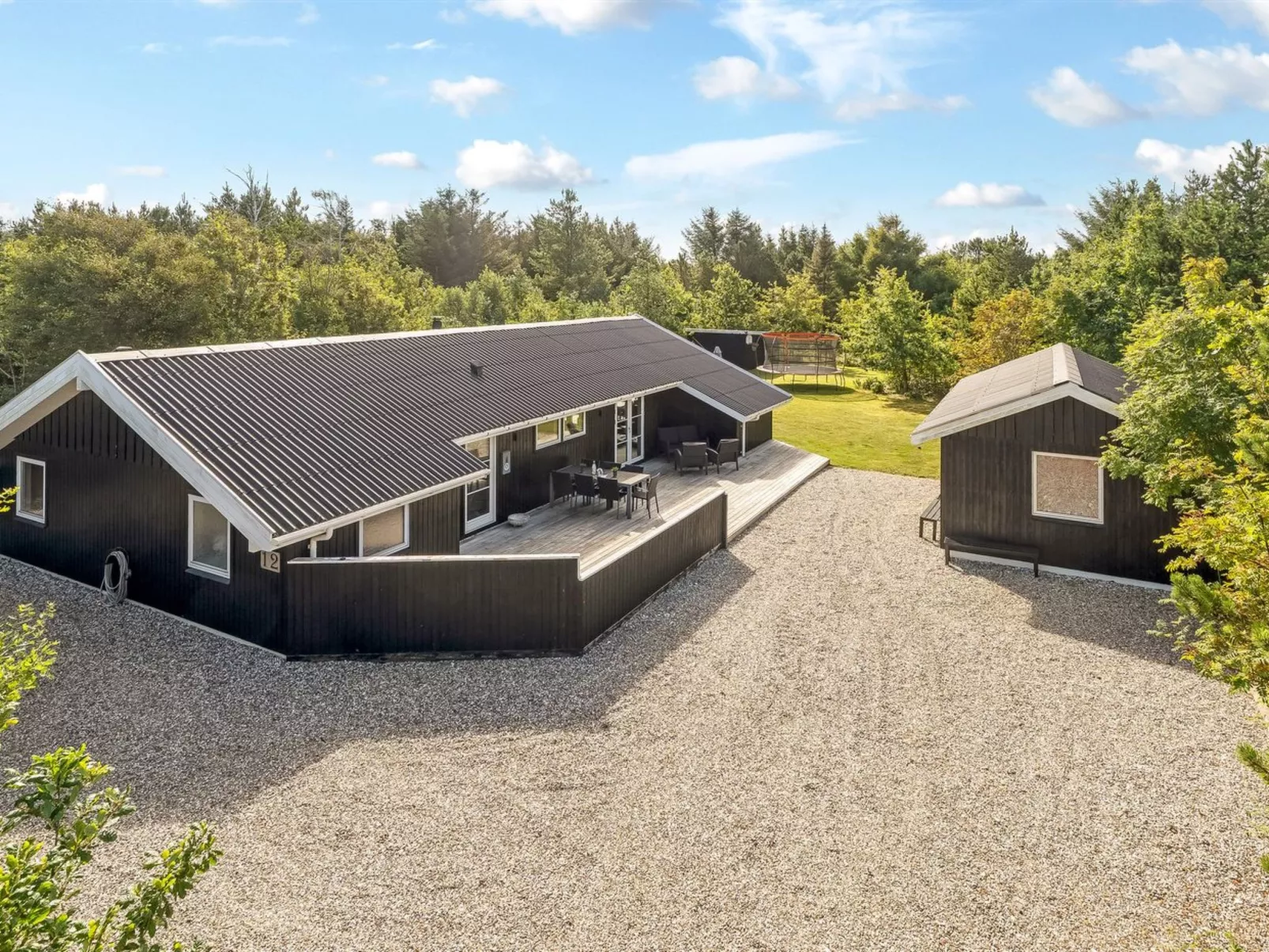 "Onni" - 2.3km from the sea