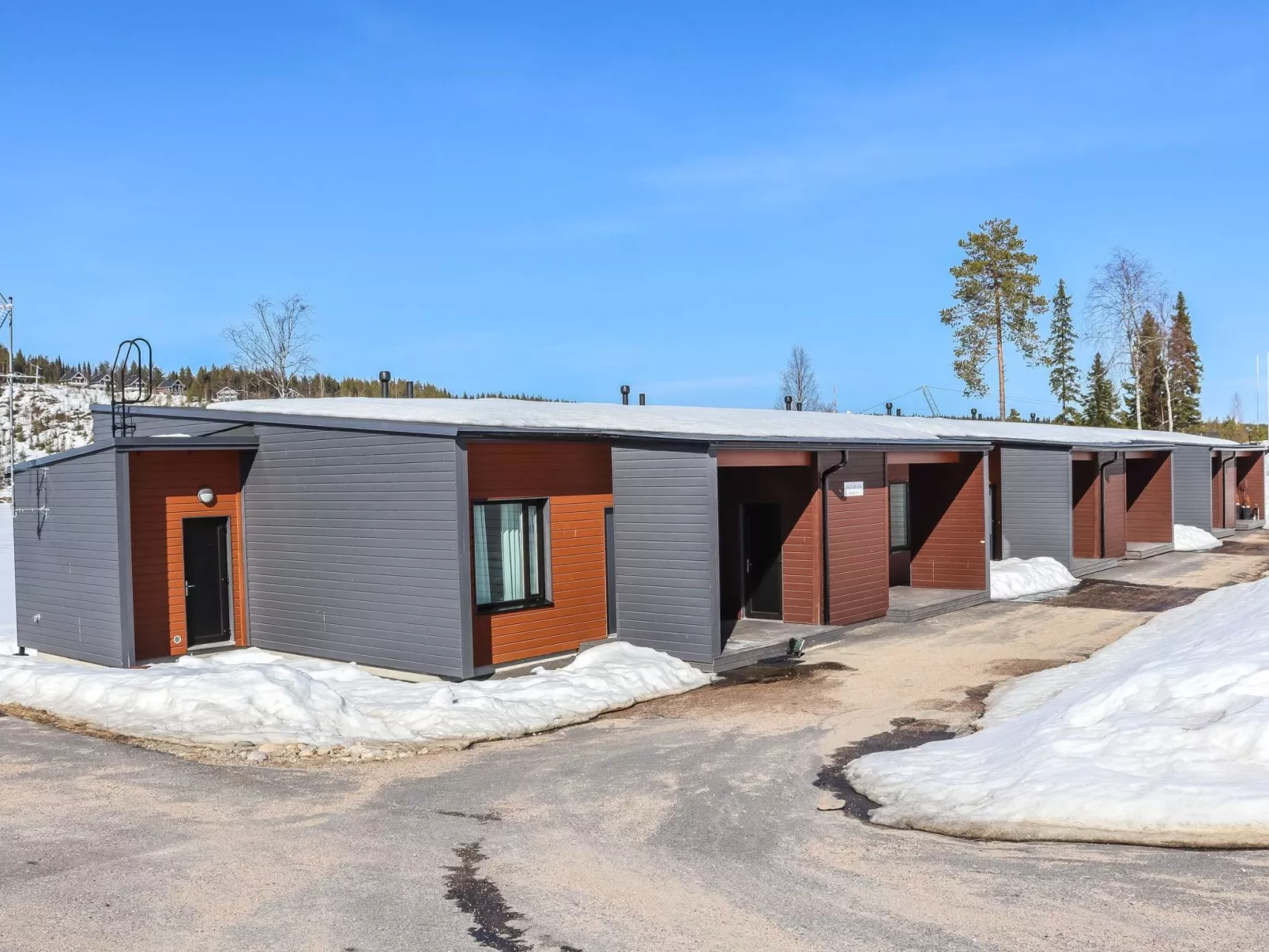 Sun&skivillas 5. (3mh)