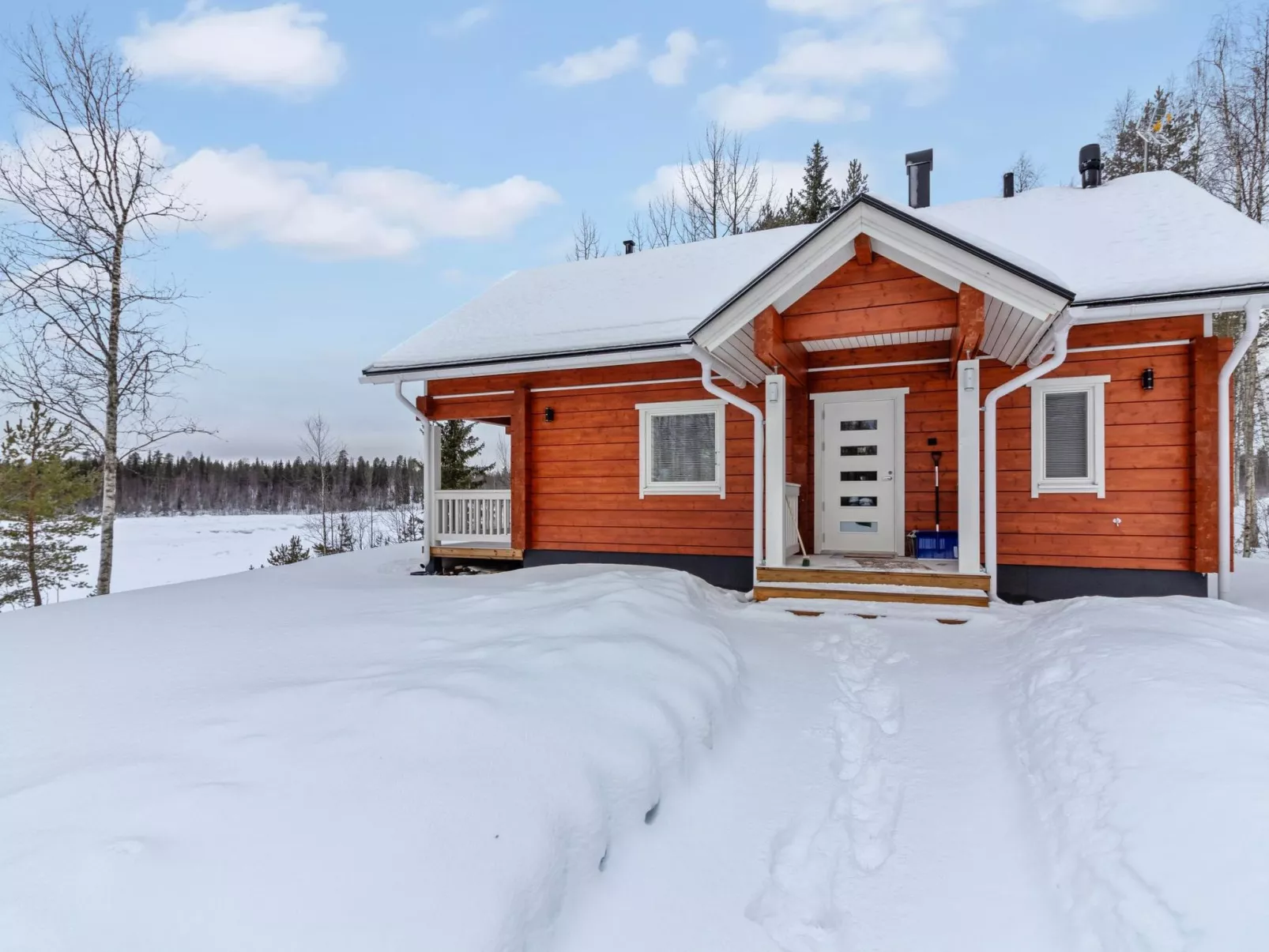 Huvila tornionjoen rannalla