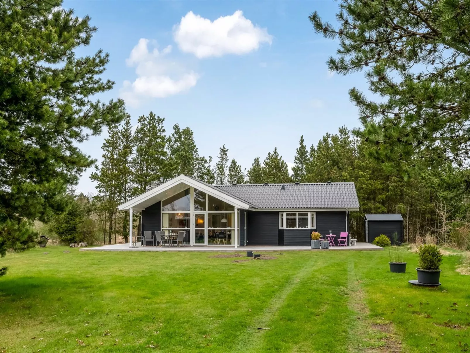 "Teija" - 600m to the fjord