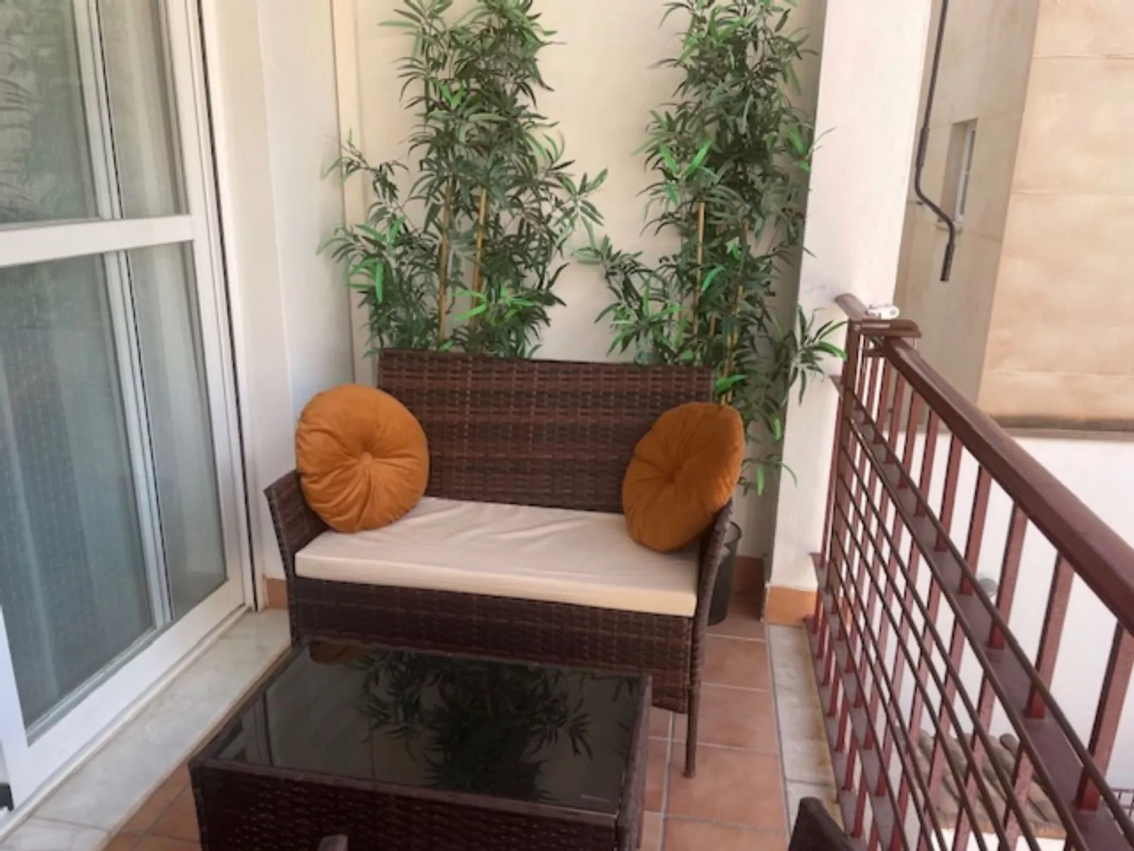 Edificio Ulia-Buiten