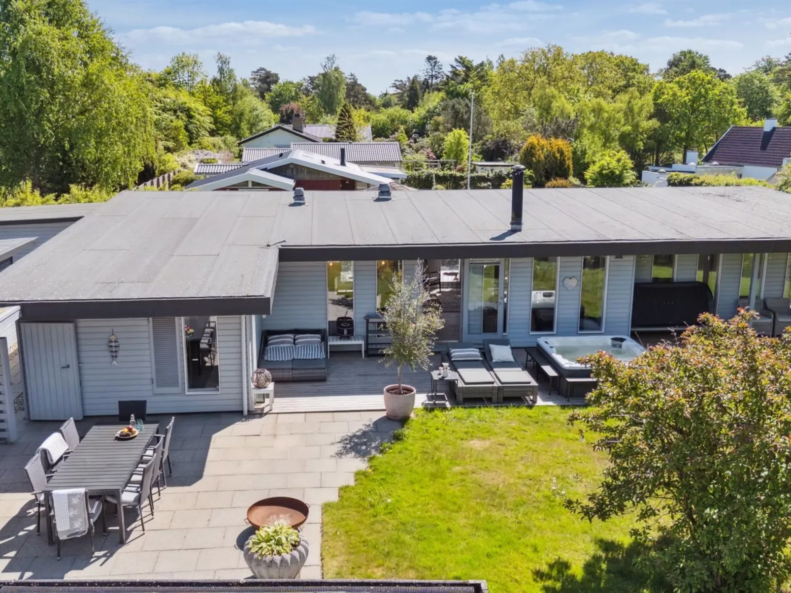 "Bodulf" - 300m from the sea