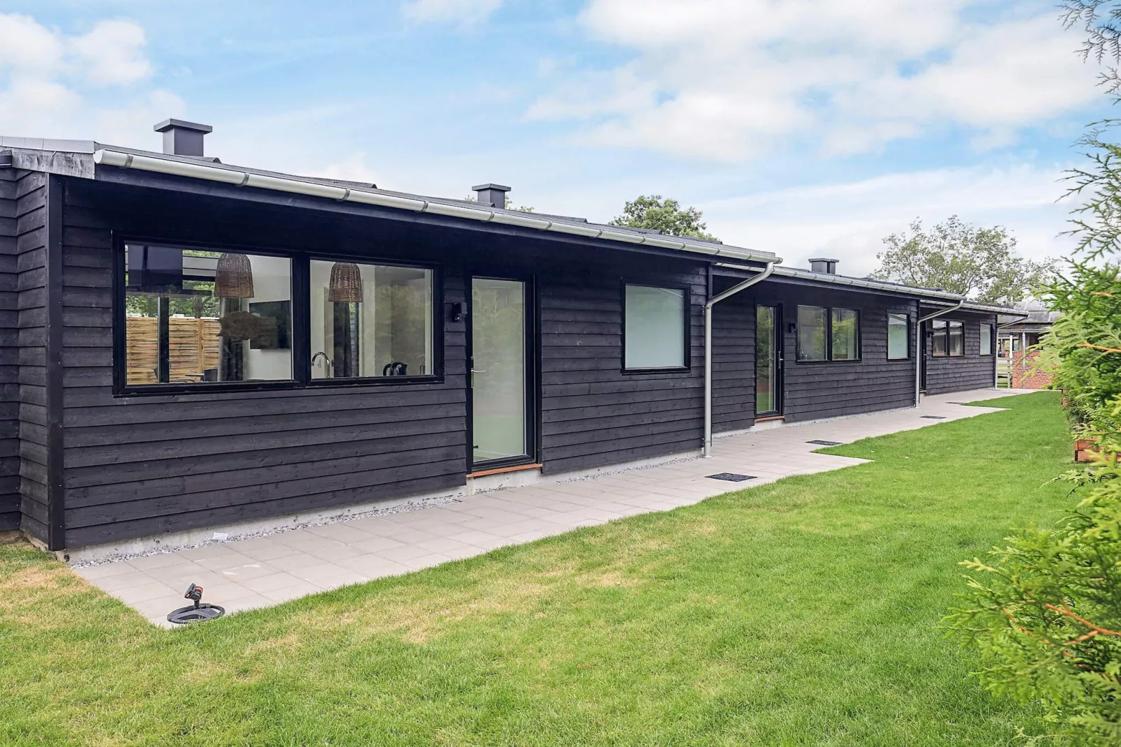 3 room,1 bath,Premium