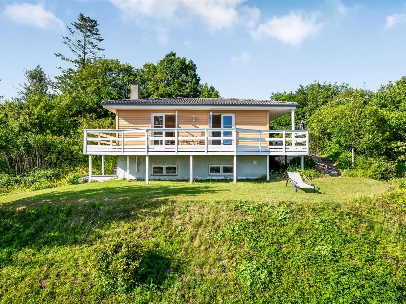 "Albert" - 300m from the sea