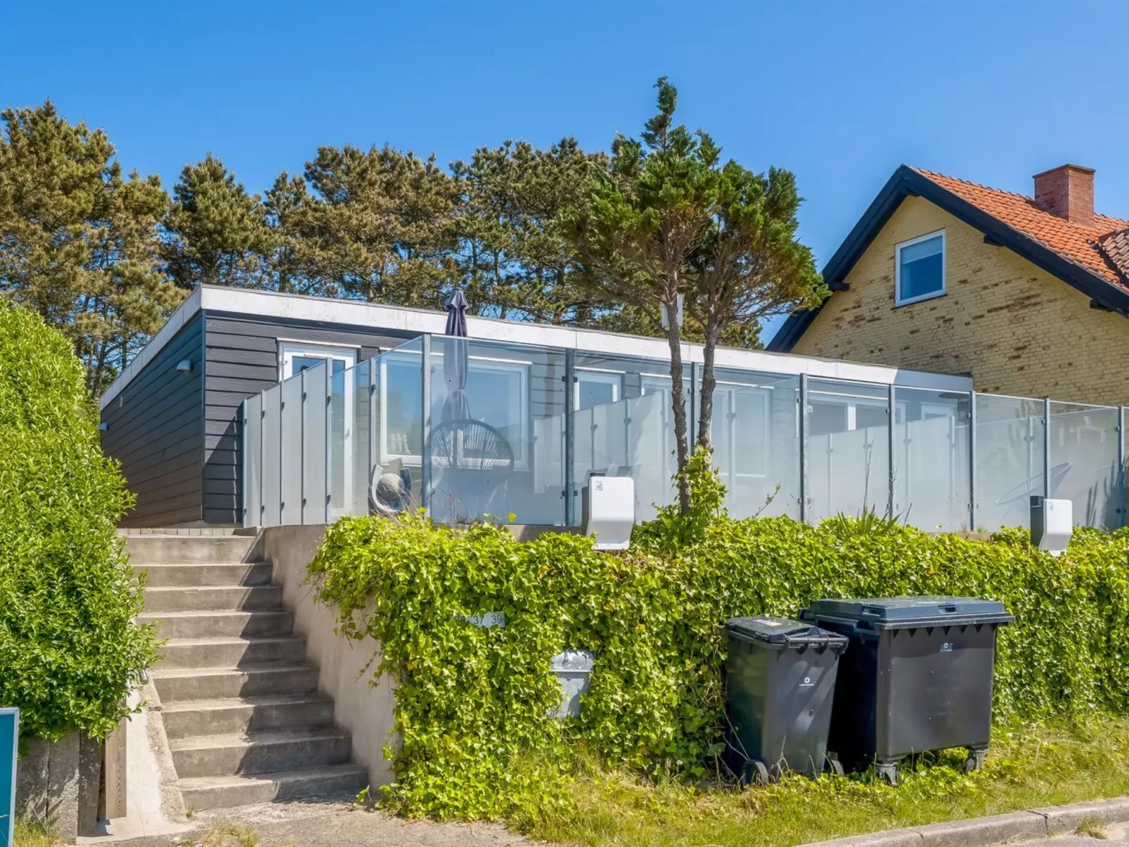 "Didrik" - 2km from the sea