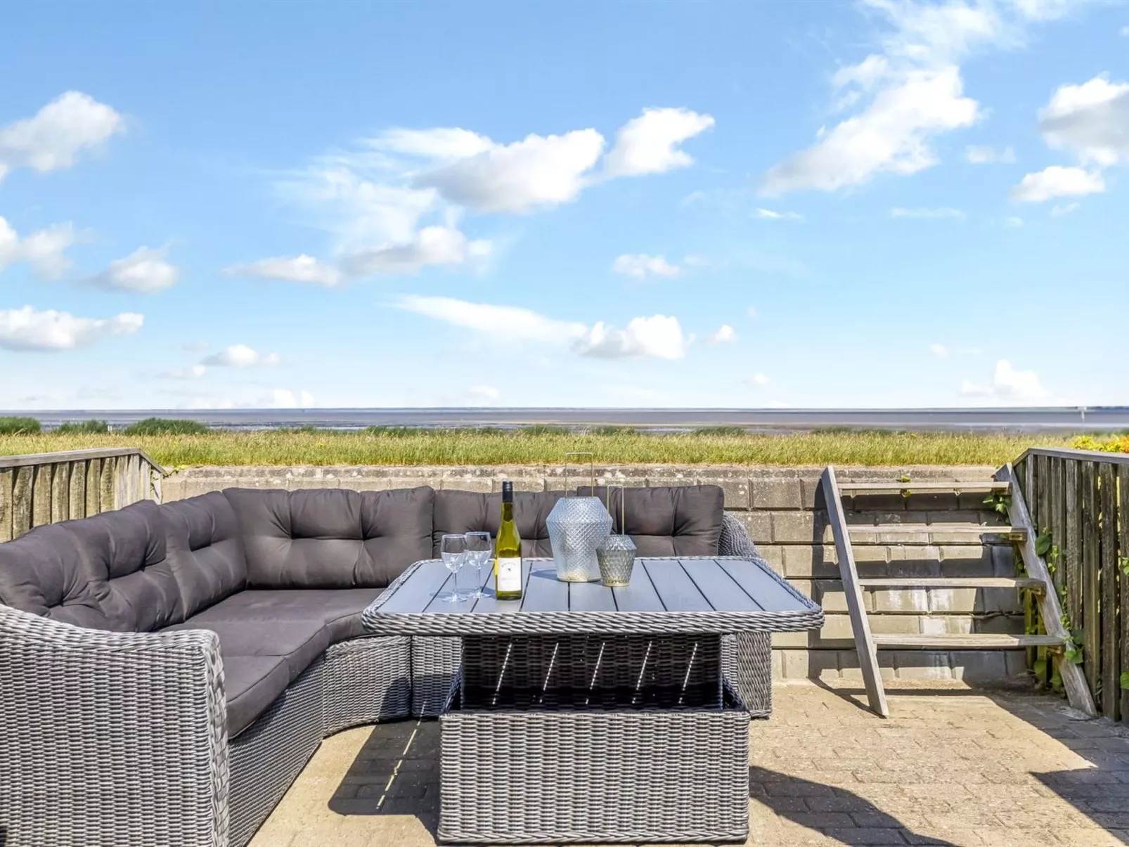 "Kjera" - 2.4km from the sea