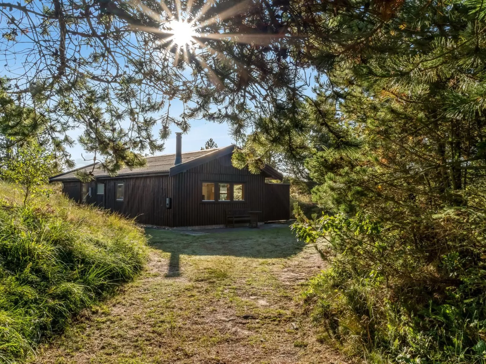 "Anneka" - 750m from the sea