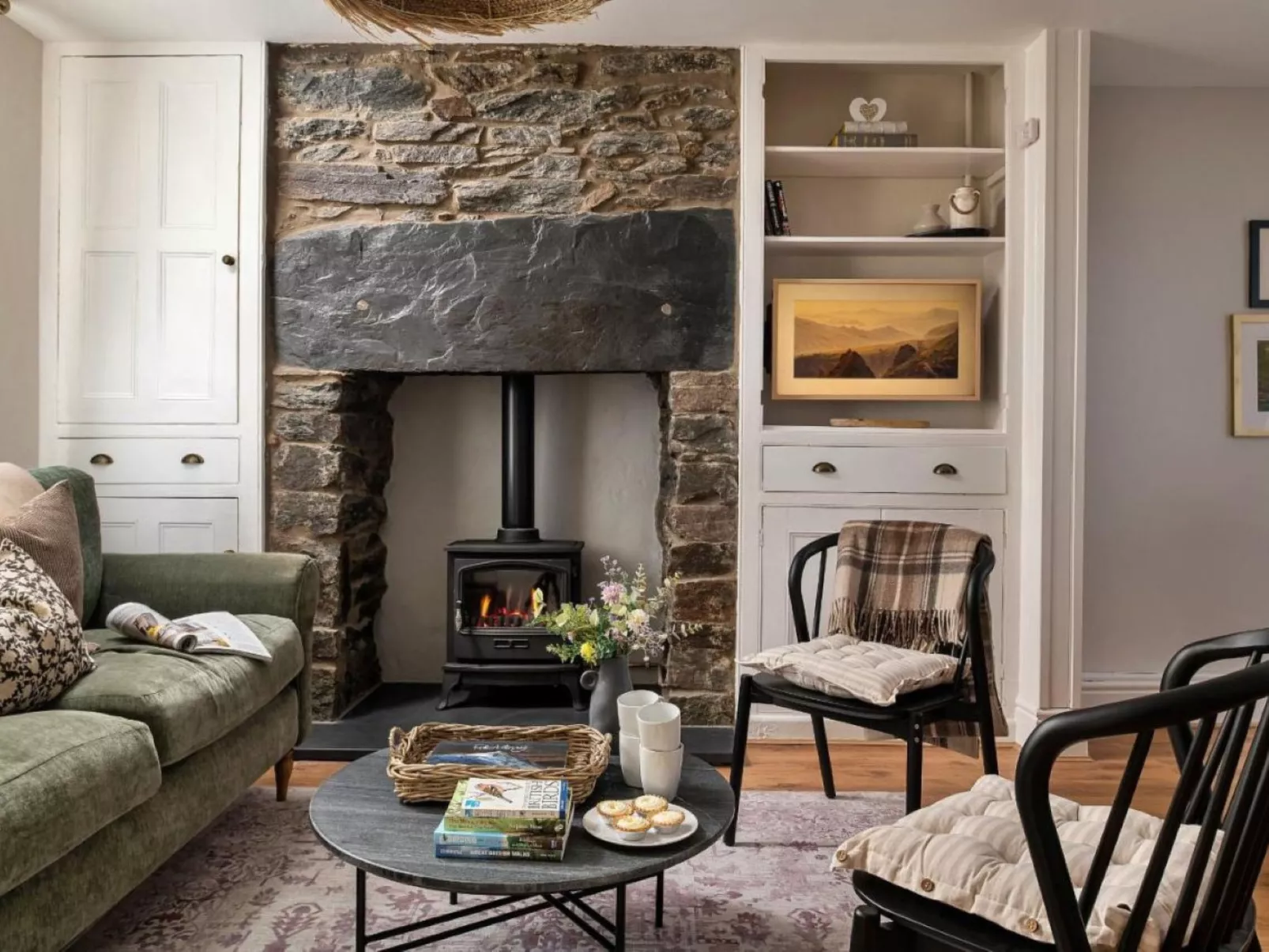 Bwthyn Llechi (Slate Cottage)