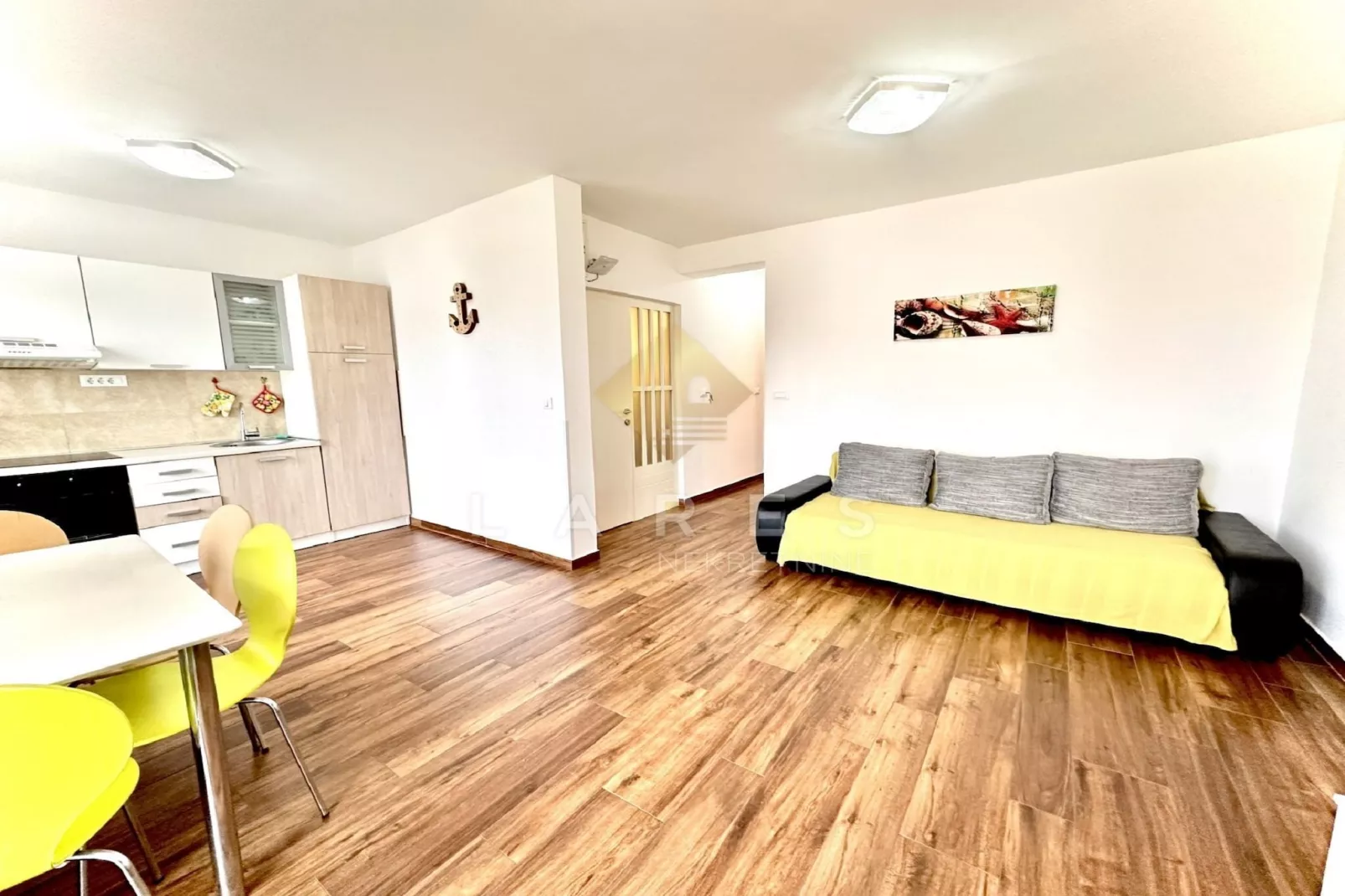 One-Bedroom Apartment (1.kat)