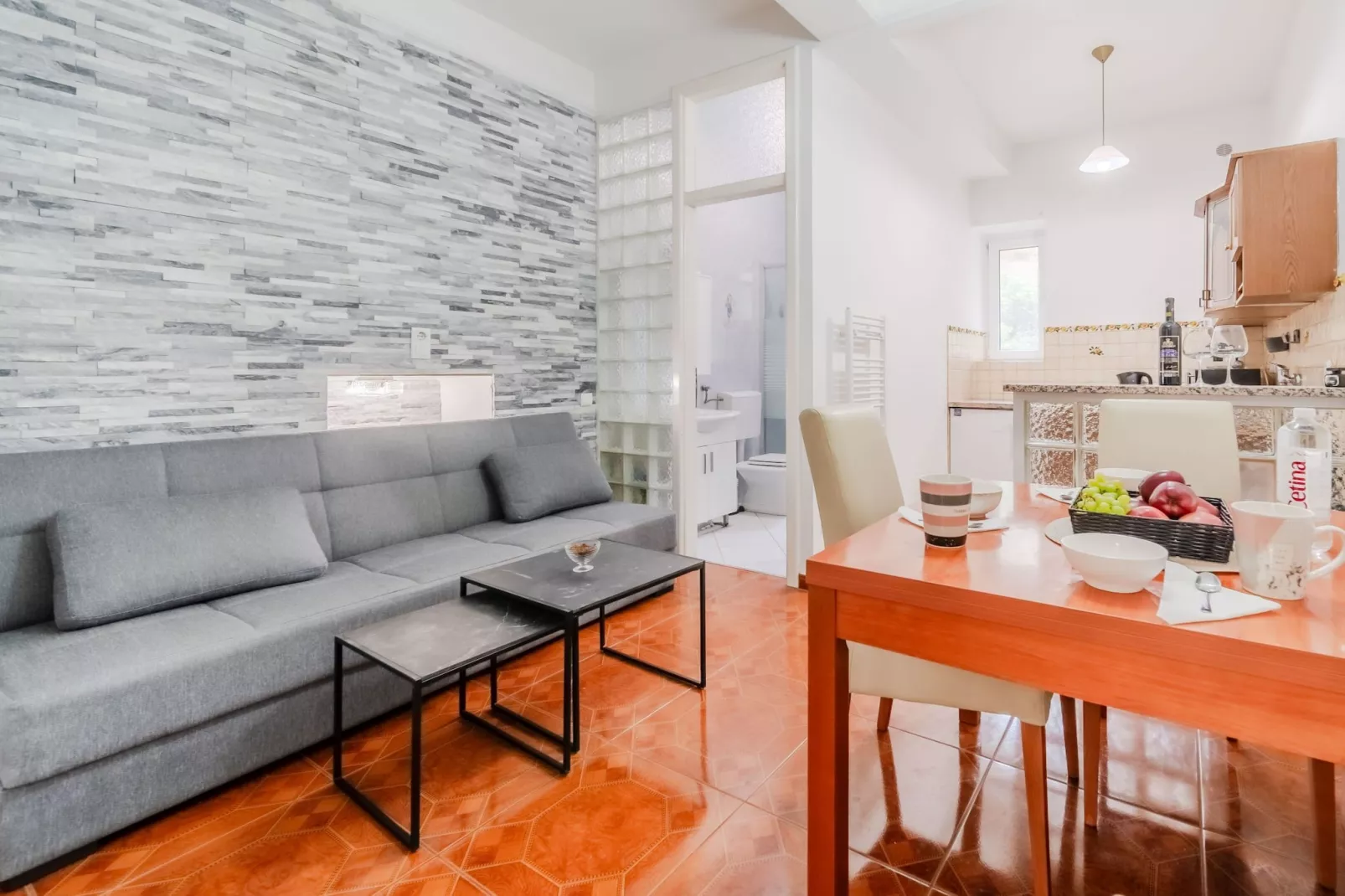 Urban Nest Apartment