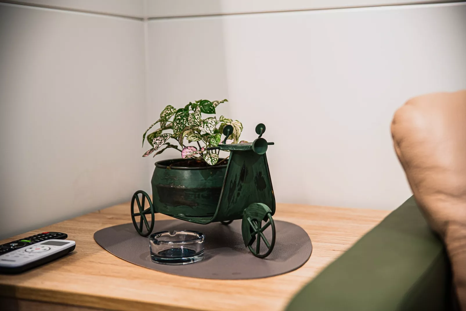 Lake Serenity Premium Mobile Homes with Thermal Riviera Tickets - Twho Bedroom Mobile Home 15\/013