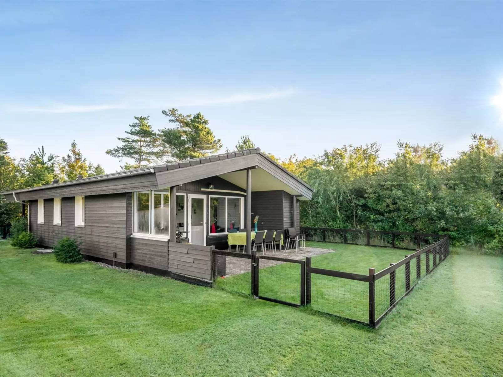 "Sjarlotte" - 400m to the fjord