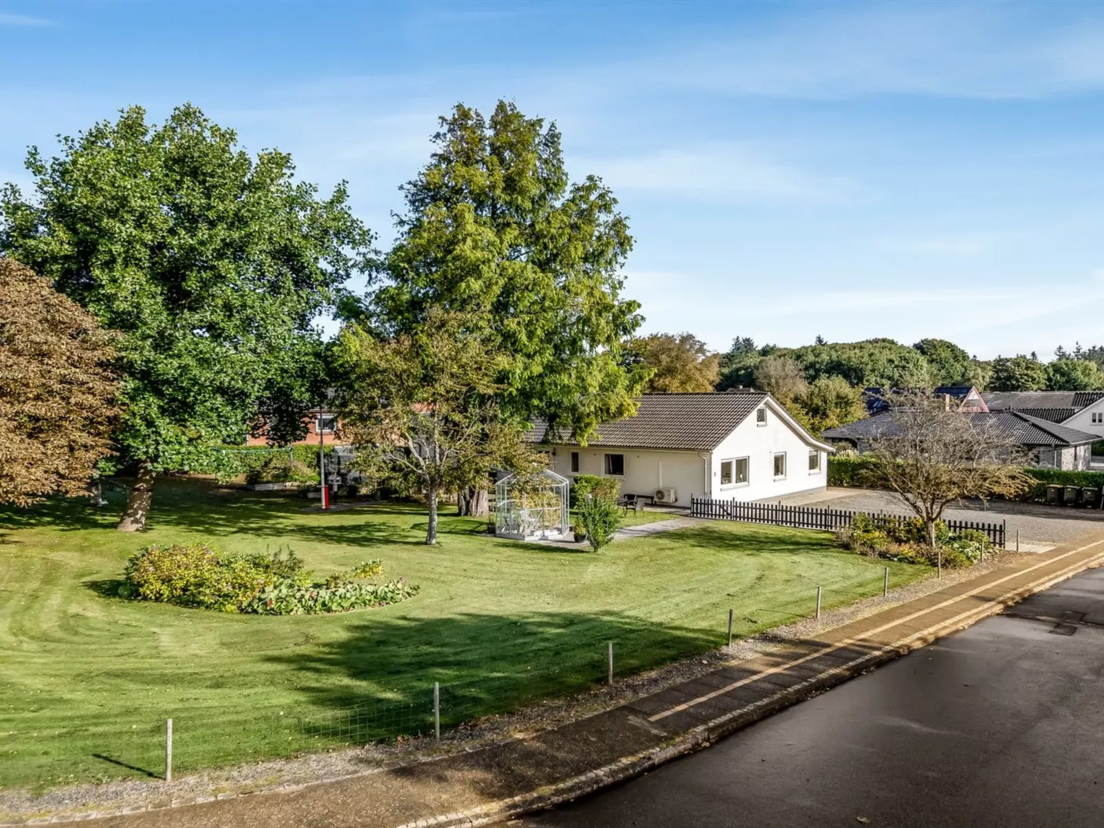 "Ritha" - 30km from the sea