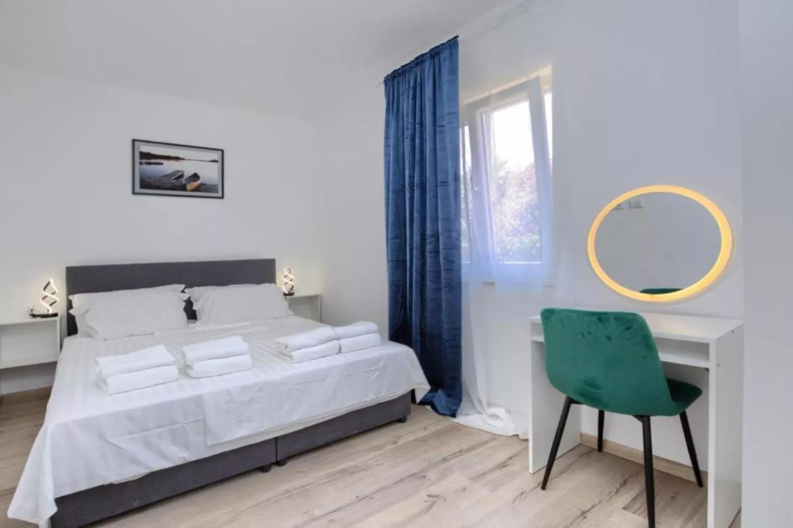 Apartments Mons - One Bedroom Apartment With Terrace (A1)