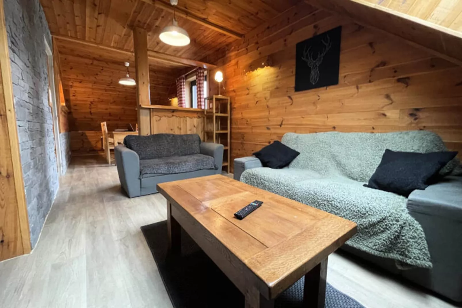 Appartements à Albepierre Bredons