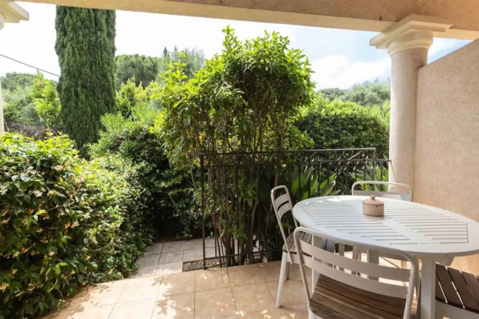 Résidence 2 Pièces Au Cap D’antibes Avec Parking– à 300m Des Plages De La Garoupe