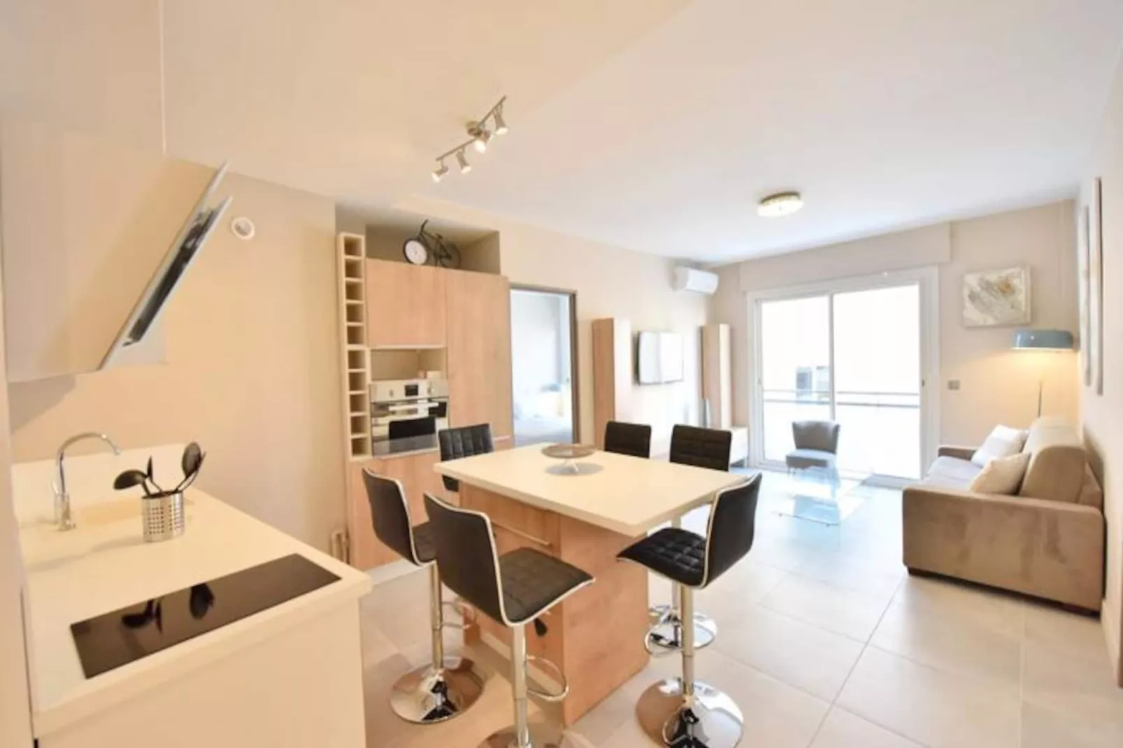 Résidence 3p En Plein C&oelig;ur De Cannes, &agrave; 2min De La Croisette