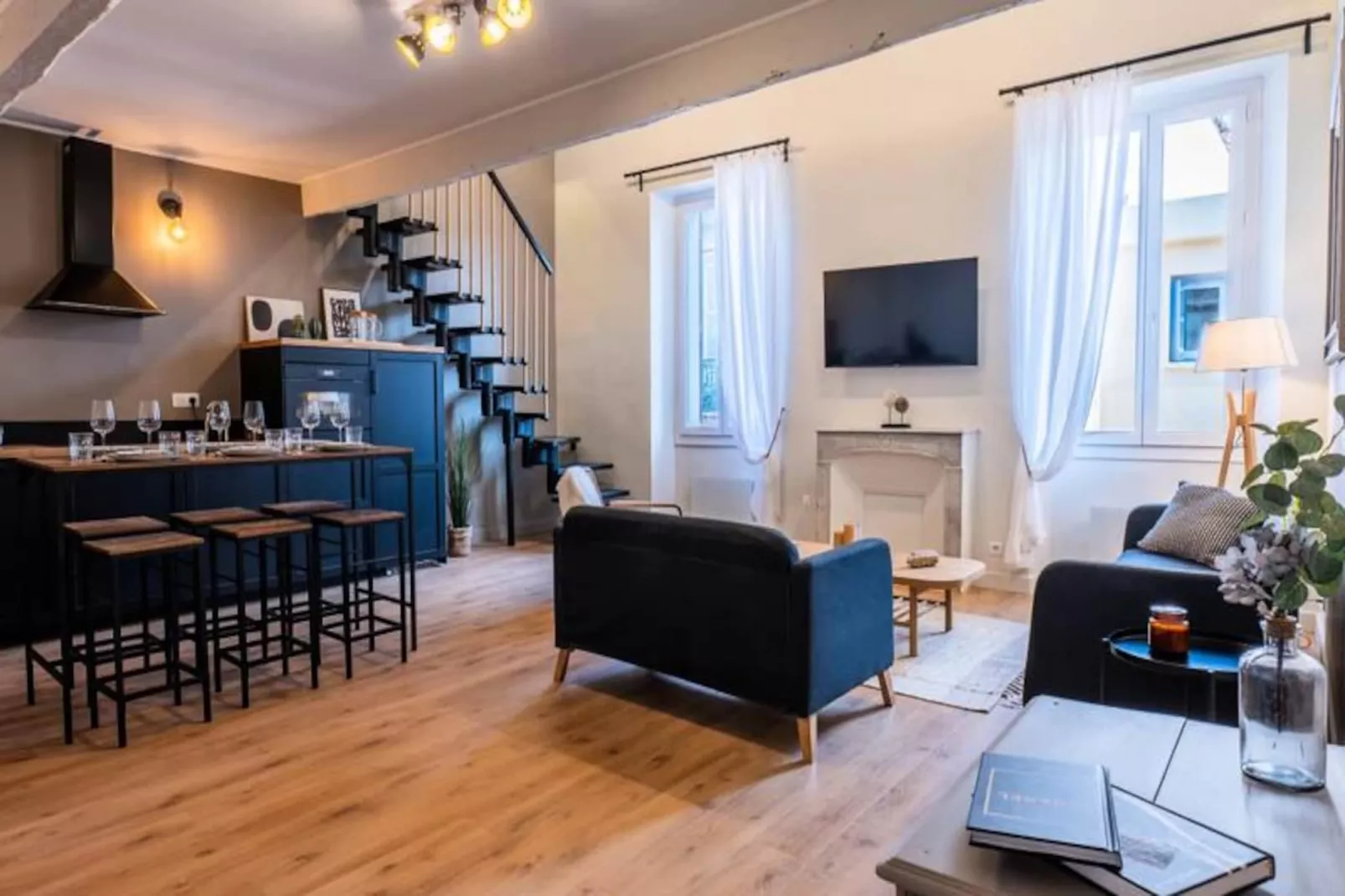 Résidence Rare ! Duplex De Style En Plein Centre Ville