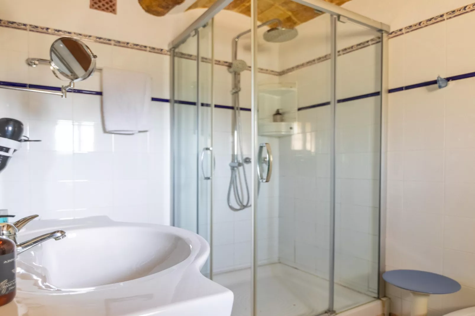 Can Teulera-Badkamer