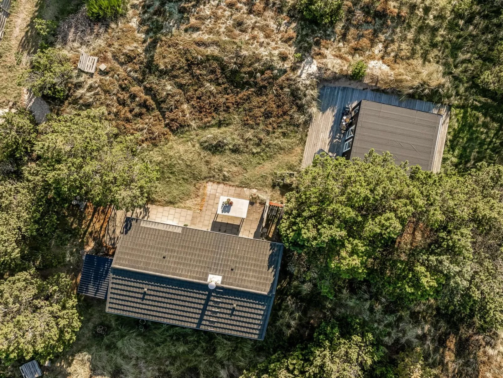 "Letta" - 800m from the sea