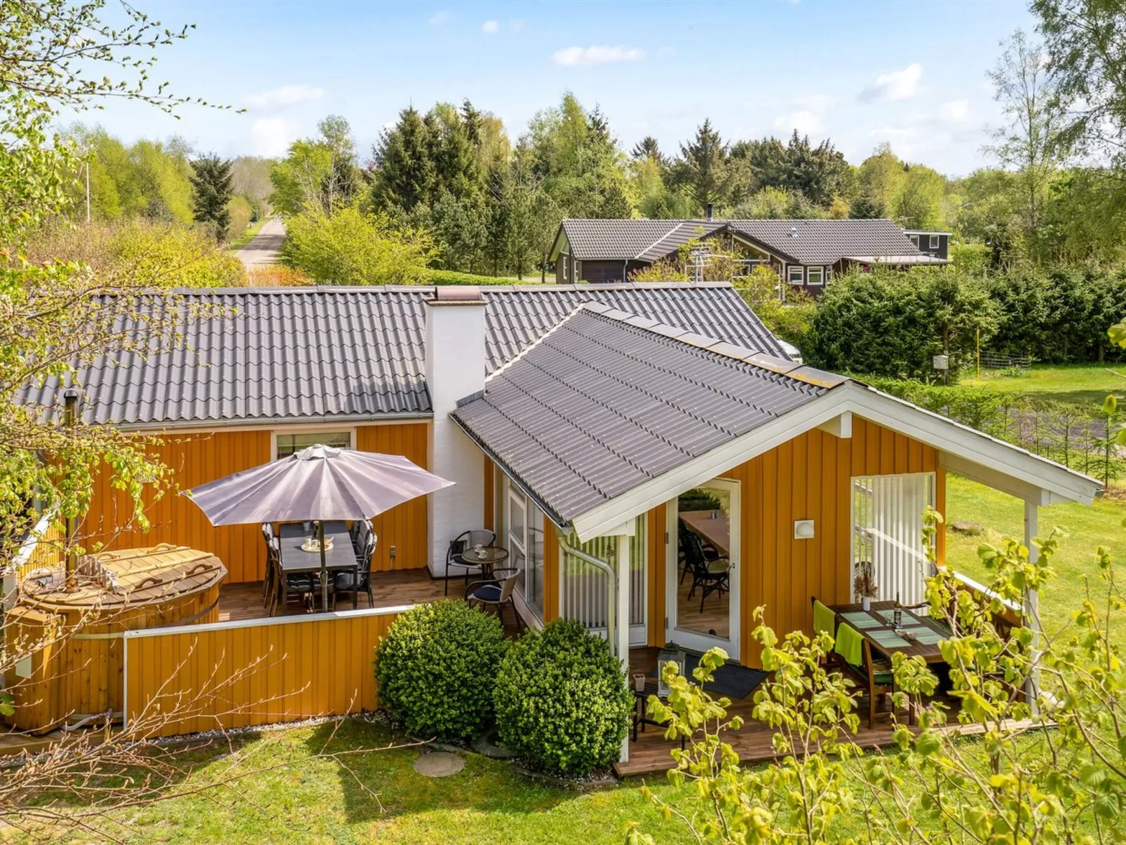 "Nico" - 1.1km from the sea