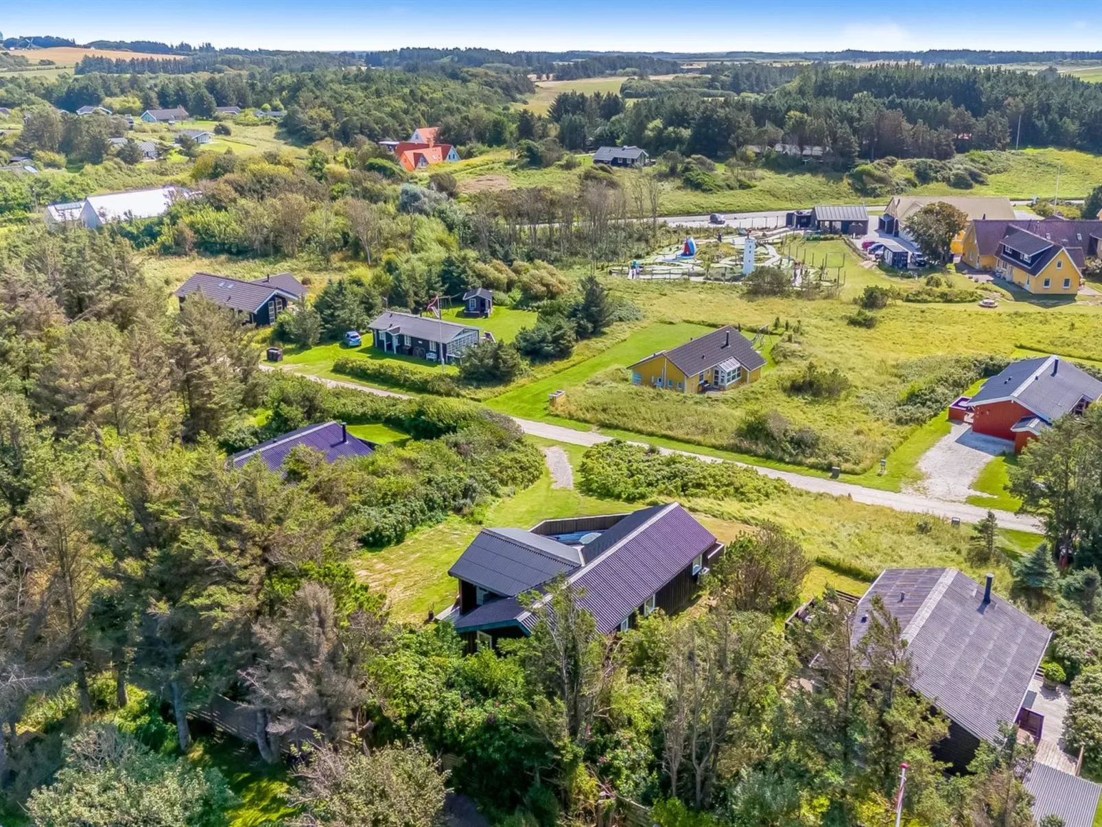 "Tuke" - 400m from the sea