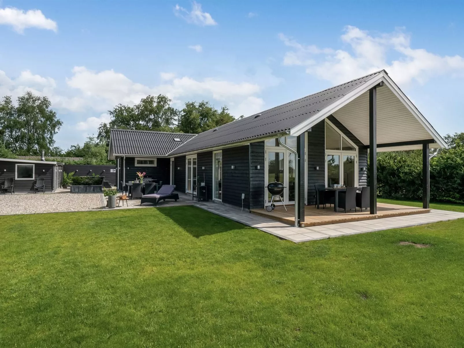 "Cholena" - 700m from the sea